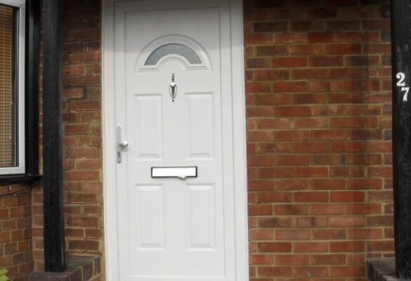 apex-windows-composite-front-door-upvc-sandringham-one-georgian-bar