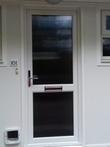 apex-windows-upvc-front-door-white apex-windows-upvc-front-door-white